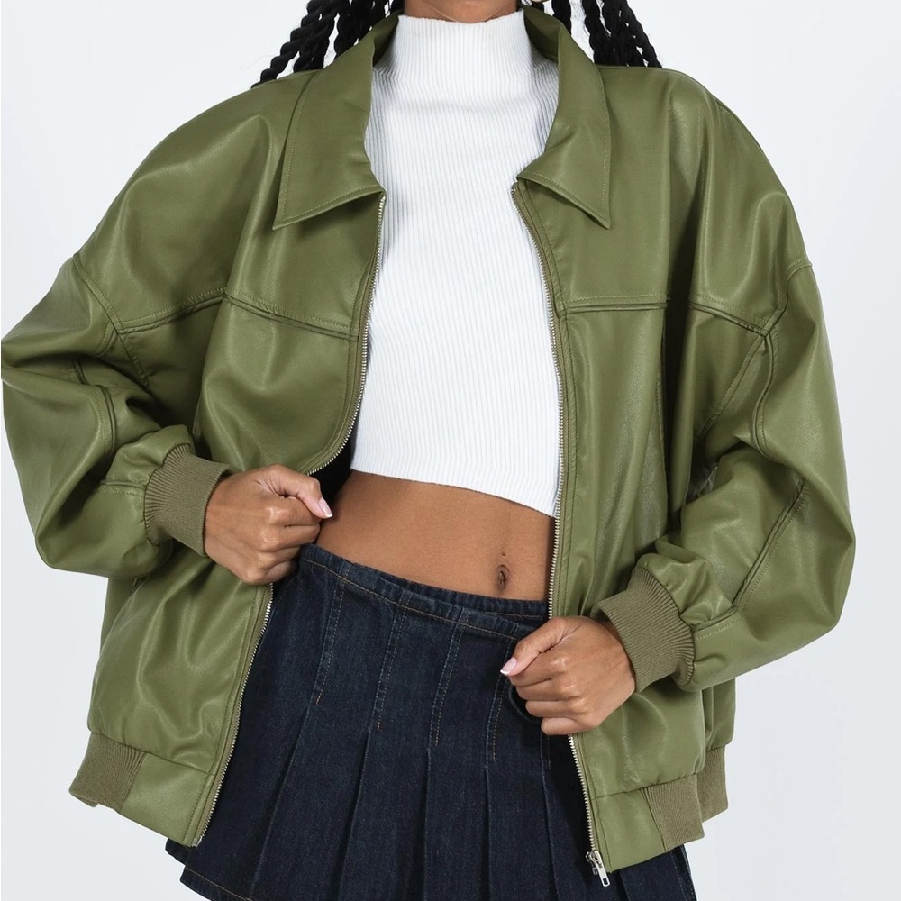 NWOT Princess Polly Olive Bomber Jacket